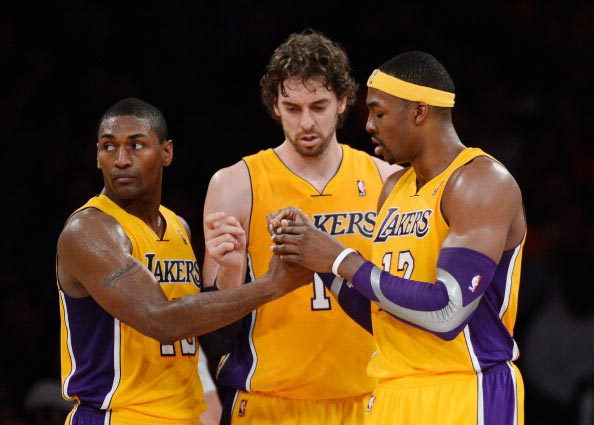 以色列与巴 以色列与巴